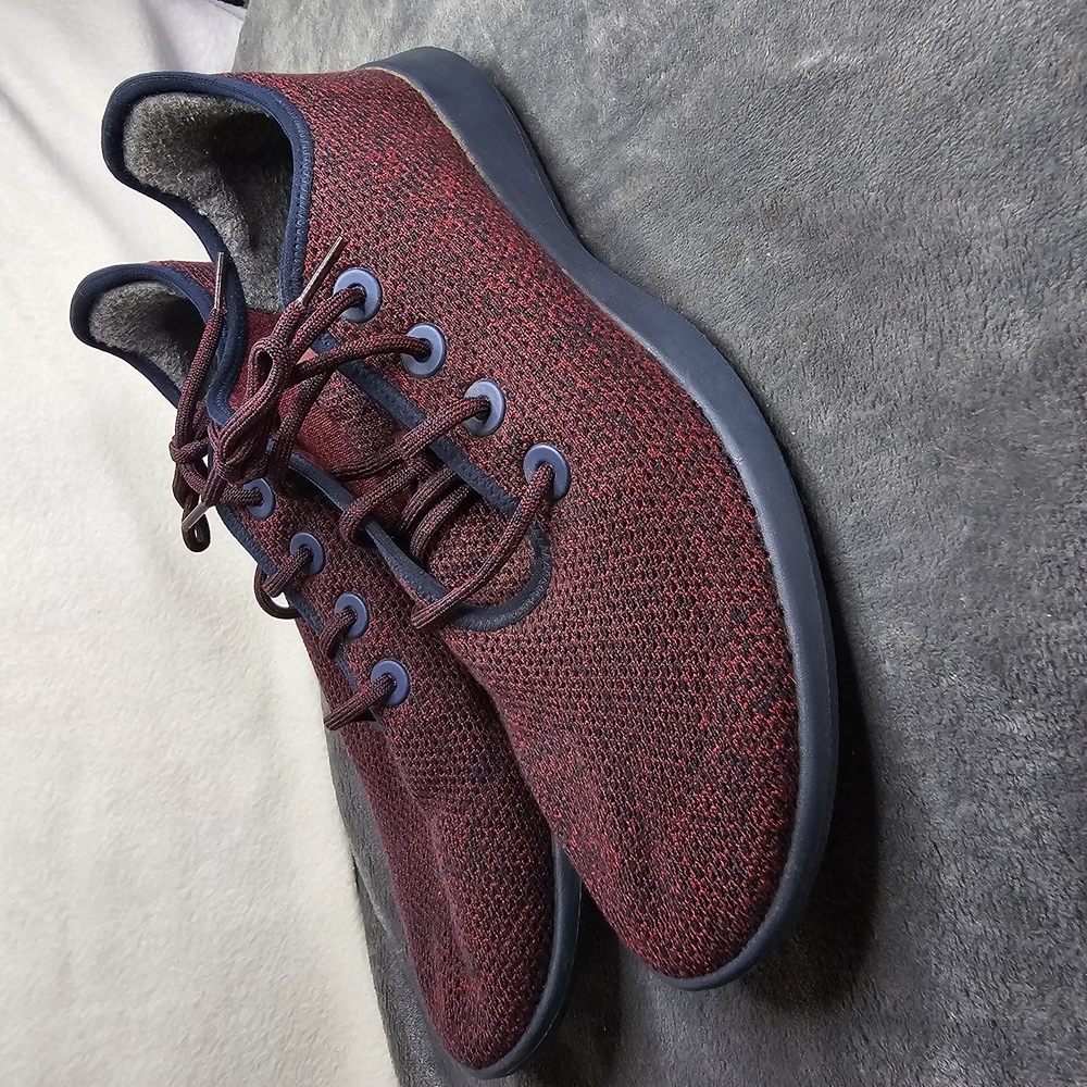 allbirds Men's Merino Wool Runners in Burgundy with Navy Trim
